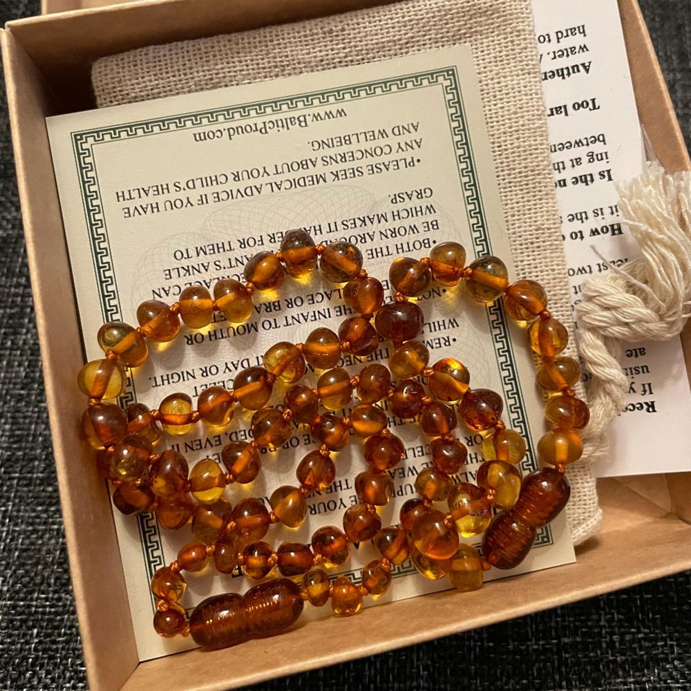 Baltic Born Amber necklace and bracelet